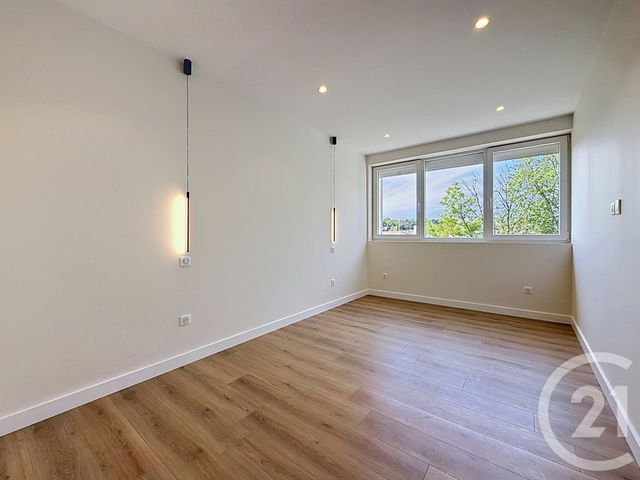 Appartement F5 &agrave; vendre - 5 pi&egrave;ces - 135,01 m2 - Montbeliard - 25 - FRANCHE-COMTE