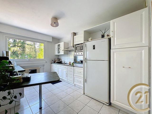 Appartement F9 à vendre - 4 pièces - 93,01 m2 - Montbeliard - 25 - FRANCHE-COMTE