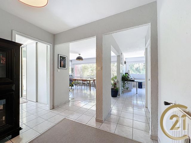 Appartement F9 à vendre - 4 pièces - 93,01 m2 - Montbeliard - 25 - FRANCHE-COMTE