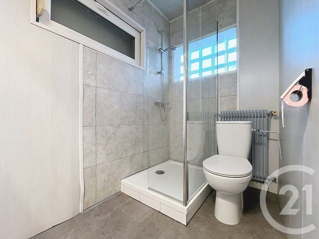 Maison &agrave; louer - 5 pi&egrave;ces - 85 m2 - Ste Suzanne - 25 - FRANCHE-COMTE