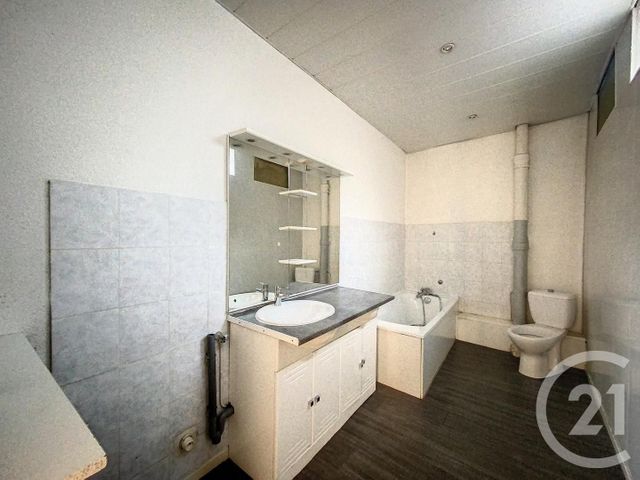 Appartement F3 à louer - 3 pièces - 75,72 m2 - Audincourt - 25 - FRANCHE-COMTE