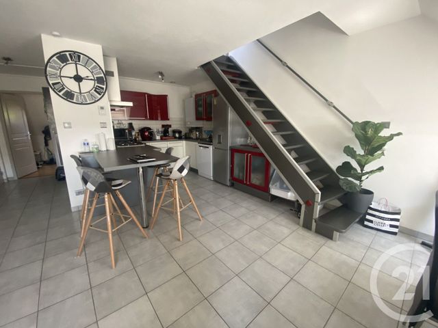 Appartement F3 &agrave; louer - 3 pi&egrave;ces - 65 m2 - Arbouans - 25 - FRANCHE-COMTE