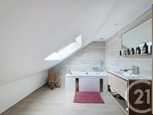 Maison à vendre - 8 pièces - 243 m2 - Hericourt - 70 - FRANCHE-COMTE