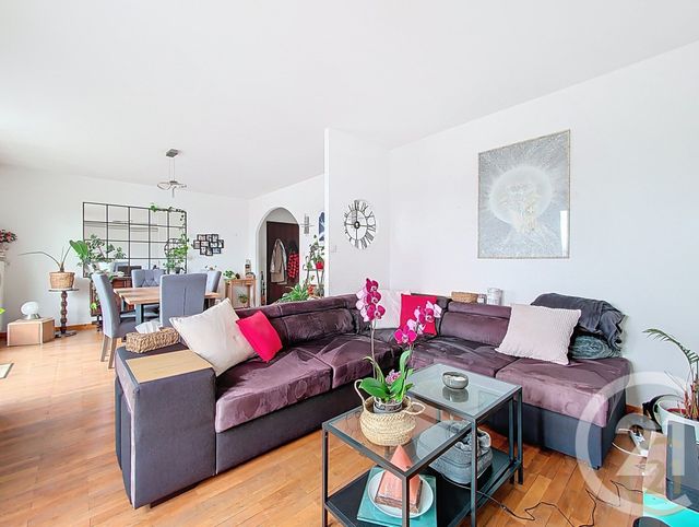 Appartement F5 &agrave; vendre - 5 pi&egrave;ces - 93,25 m2 - Montbeliard - 25 - FRANCHE-COMTE