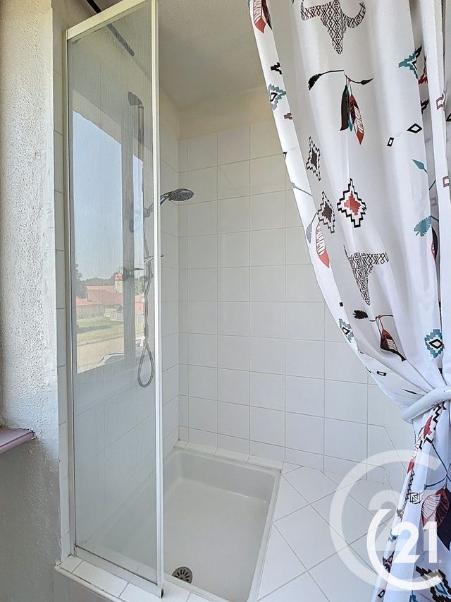 Appartement F4 à vendre - 4 pièces - 66,16 m2 - Goux Les Dambelin - 25 - FRANCHE-COMTE
