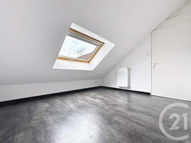 Appartement F3 à louer - 3 pièces - 70 m2 - Chatenois Les Forges - 90 - FRANCHE-COMTE