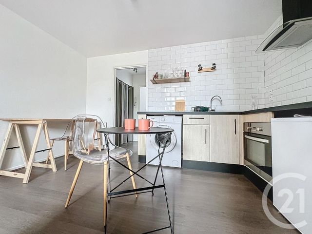 Appartement Studio &agrave; louer - 1 pi&egrave;ce - 23 m2 - Montbeliard - 25 - FRANCHE-COMTE