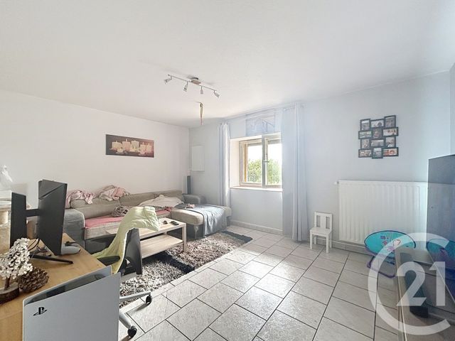 Appartement F4 à louer - 5 pièces - 110 m2 - Montenois - 25 - FRANCHE-COMTE