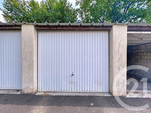 Appartement F4 à louer - 5 pièces - 110 m2 - Montenois - 25 - FRANCHE-COMTE