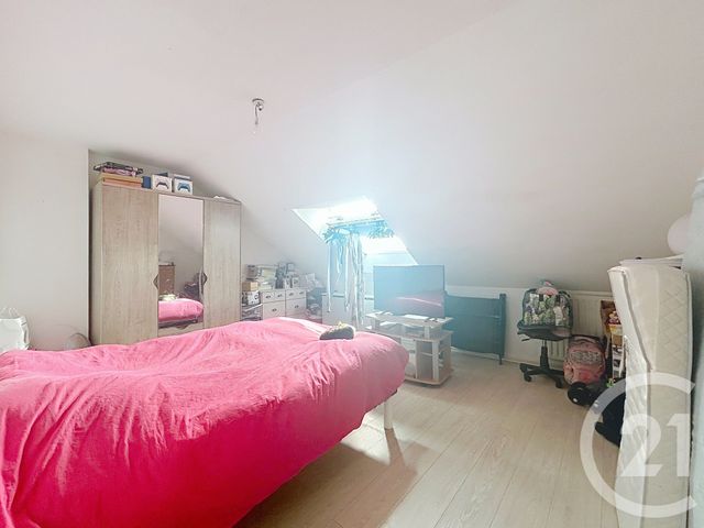 Appartement F4 à louer - 5 pièces - 110 m2 - Montenois - 25 - FRANCHE-COMTE