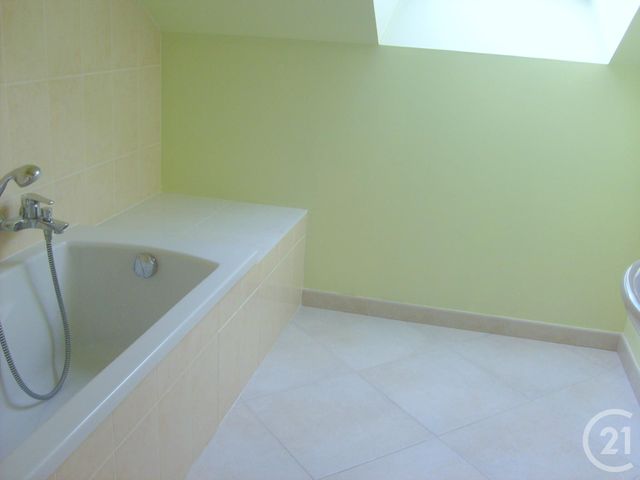 Maison à louer - 6 pièces - 120 m2 - Tremoins - 70 - FRANCHE-COMTE