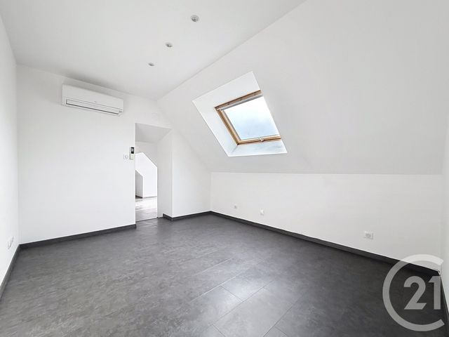 Appartement F3 &agrave; louer - 3 pi&egrave;ces - 68,77 m2 - Dampierre Les Bois - 25 - FRANCHE-COMTE