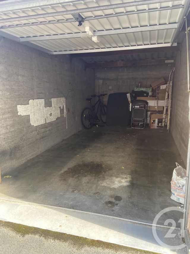 Appartement F4 &agrave; louer - 4 pi&egrave;ces - 88 m2 - Sochaux - 25 - FRANCHE-COMTE