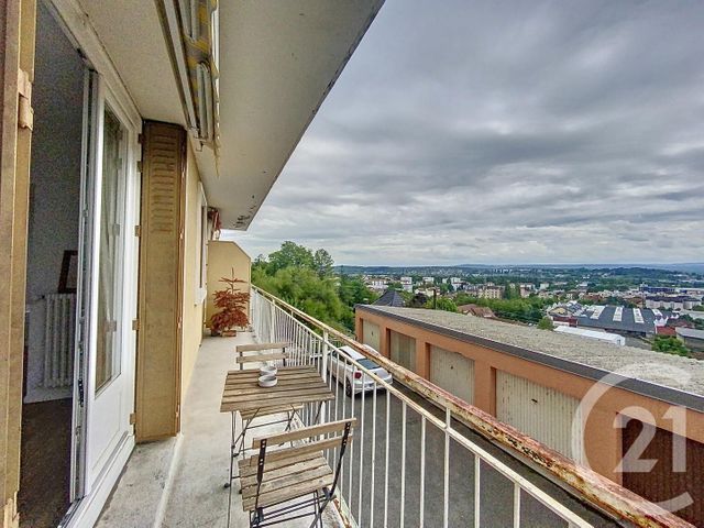 Appartement F4 &agrave; louer - 4 pi&egrave;ces - 88 m2 - Sochaux - 25 - FRANCHE-COMTE