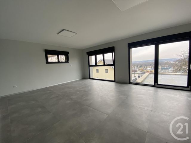 Appartement F5 à vendre - 5 pièces - 113 m2 - Etupes - 25 - FRANCHE-COMTE