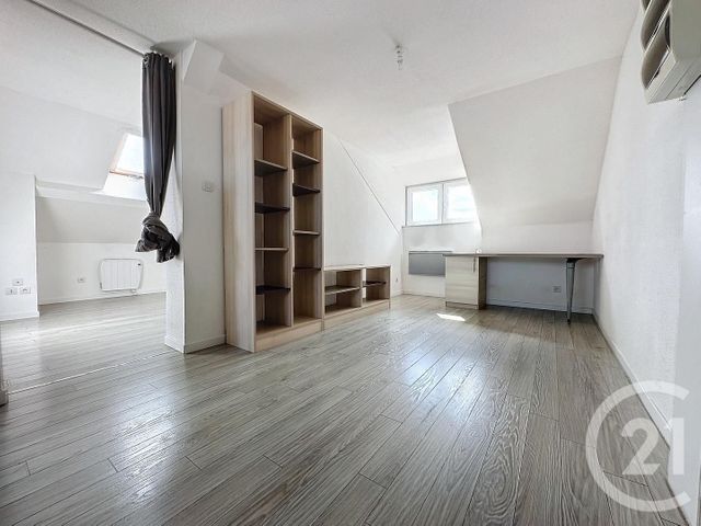 Appartement F2 &agrave; louer - 2 pi&egrave;ces - 35 m2 - Montbeliard - 25 - FRANCHE-COMTE