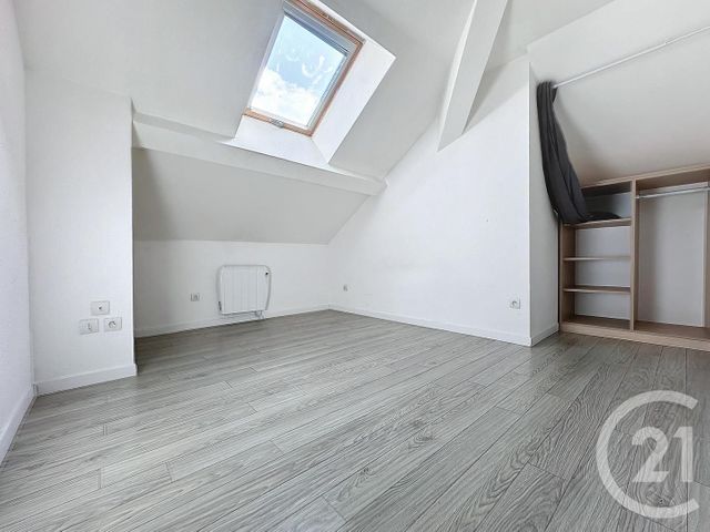Appartement F2 &agrave; louer - 2 pi&egrave;ces - 35 m2 - Montbeliard - 25 - FRANCHE-COMTE