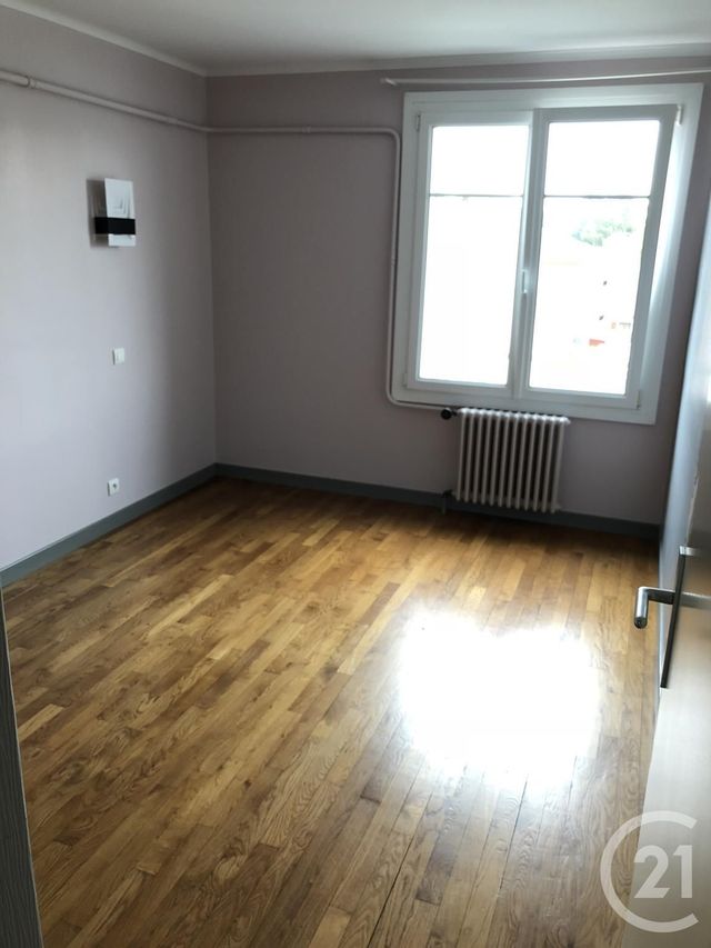 Appartement F3 &agrave; louer - 3 pi&egrave;ces - 53 m2 - Montbeliard - 25 - FRANCHE-COMTE