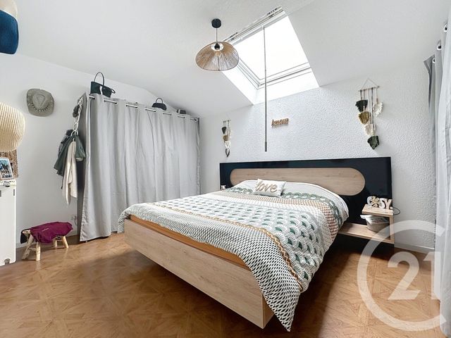 Appartement F4 à louer - 4 pièces - 90 m2 - Montenois - 25 - FRANCHE-COMTE