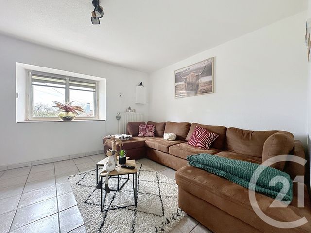 Appartement F4 à louer - 4 pièces - 90 m2 - Montenois - 25 - FRANCHE-COMTE