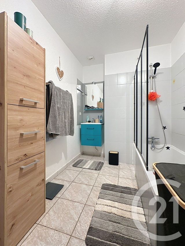 Appartement F4 à louer - 4 pièces - 90 m2 - Montenois - 25 - FRANCHE-COMTE