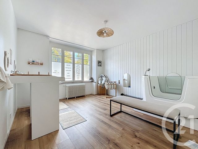 Appartement Local à louer - 3 pièces - 75 m2 - Seloncourt - 25 - FRANCHE-COMTE