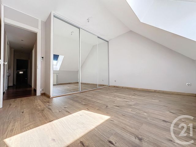 Appartement F5 à louer - 5 pièces - 92,50 m2 - Ste Suzanne - 25 - FRANCHE-COMTE