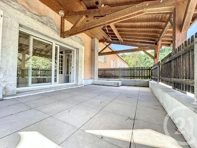 Appartement F5 à louer - 5 pièces - 92,50 m2 - Ste Suzanne - 25 - FRANCHE-COMTE