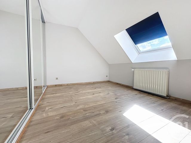 Appartement F5 à louer - 5 pièces - 92,50 m2 - Ste Suzanne - 25 - FRANCHE-COMTE
