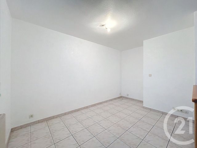 Appartement F4 à louer - 4 pièces - 73 m2 - Audincourt - 25 - FRANCHE-COMTE