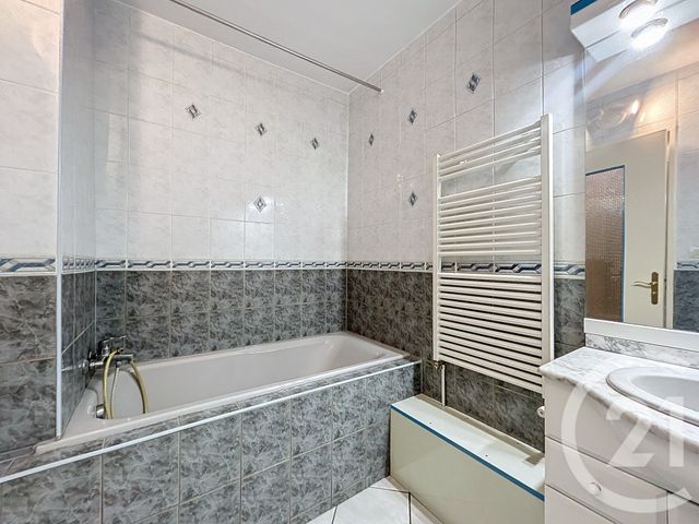 Appartement F4 à louer - 4 pièces - 73 m2 - Audincourt - 25 - FRANCHE-COMTE