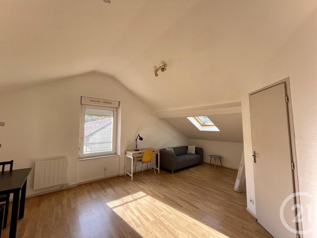 Appartement F2 &agrave; louer - 2 pi&egrave;ces - 29 m2 - Mandeure - 25 - FRANCHE-COMTE