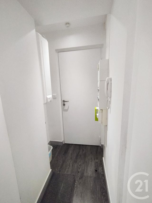 Appartement Studio &agrave; louer - 1 pi&egrave;ce - 18 m2 - Montbeliard - 25 - FRANCHE-COMTE