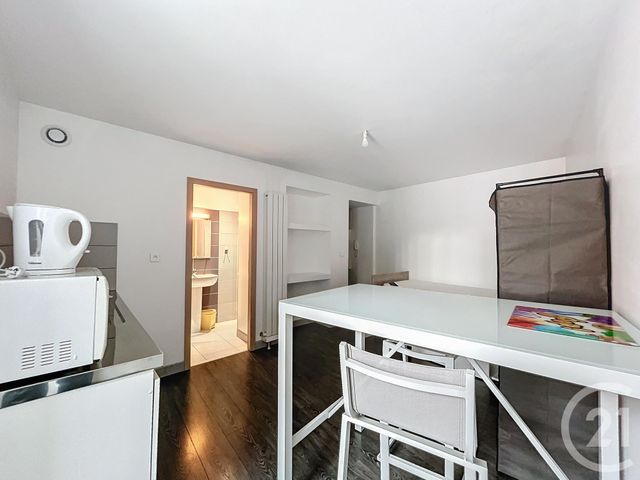 Appartement Studio &agrave; louer - 1 pi&egrave;ce - 18 m2 - Montbeliard - 25 - FRANCHE-COMTE