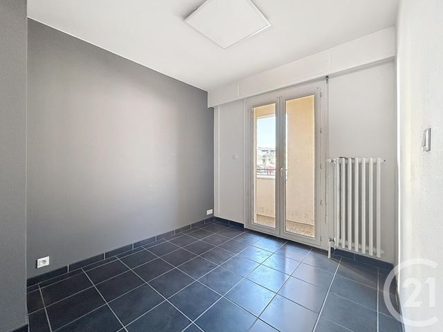 Appartement F3 &agrave; louer - 3 pi&egrave;ces - 66,39 m2 - Montbeliard - 25 - FRANCHE-COMTE