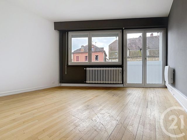 Appartement F3 &agrave; louer - 3 pi&egrave;ces - 66,39 m2 - Montbeliard - 25 - FRANCHE-COMTE