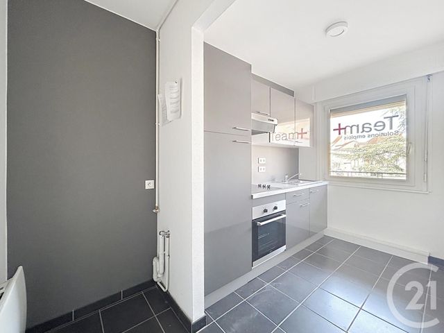 Appartement F3 &agrave; louer - 3 pi&egrave;ces - 66,39 m2 - Montbeliard - 25 - FRANCHE-COMTE