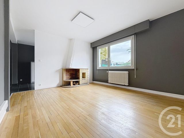 Appartement F3 &agrave; louer - 3 pi&egrave;ces - 66,39 m2 - Montbeliard - 25 - FRANCHE-COMTE