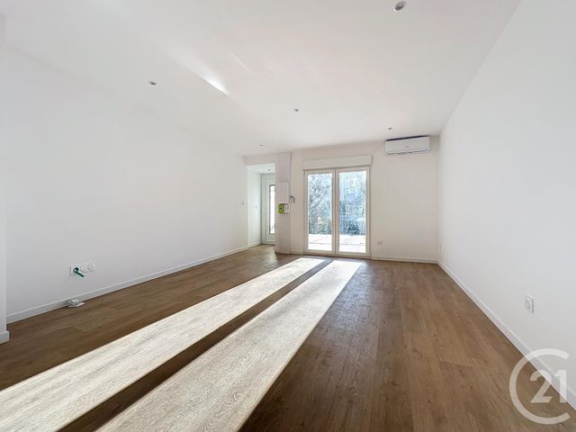 Appartement F3 &agrave; louer - 3 pi&egrave;ces - 75 m2 - Montbeliard - 25 - FRANCHE-COMTE