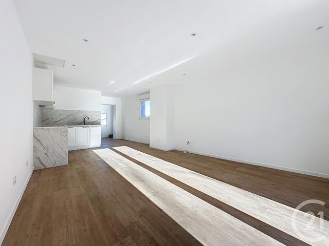 Appartement F3 &agrave; louer - 3 pi&egrave;ces - 75 m2 - Montbeliard - 25 - FRANCHE-COMTE