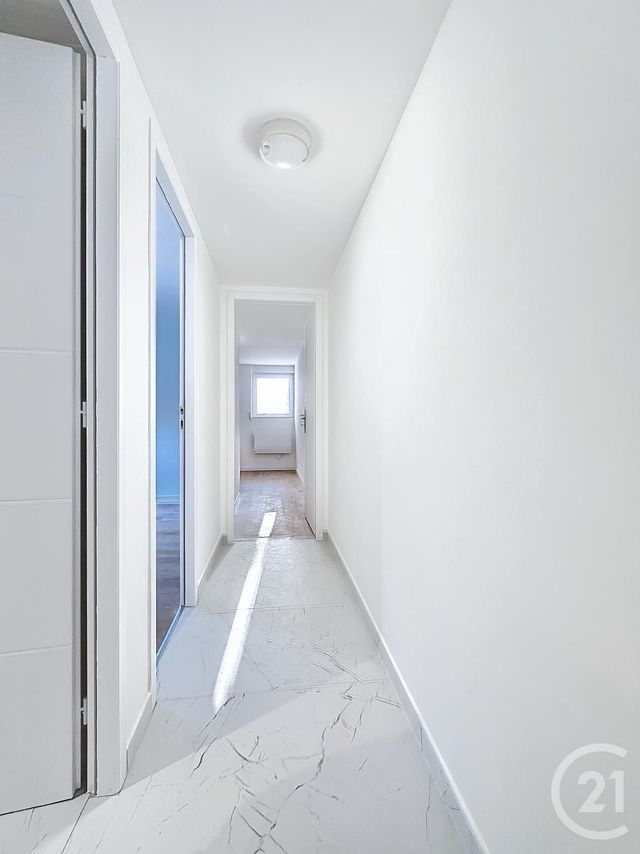 Appartement F3 &agrave; louer - 3 pi&egrave;ces - 75 m2 - Montbeliard - 25 - FRANCHE-COMTE