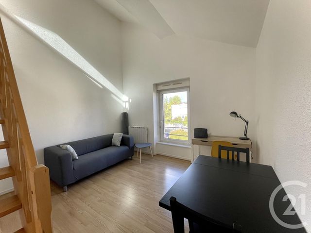 Appartement F2 &agrave; louer - 2 pi&egrave;ces - 40 m2 - Mandeure - 25 - FRANCHE-COMTE
