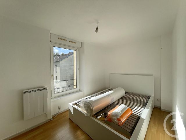 Appartement F2 &agrave; louer - 2 pi&egrave;ces - 40 m2 - Mandeure - 25 - FRANCHE-COMTE
