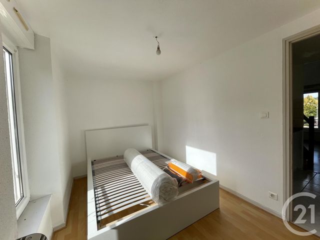 Appartement F2 &agrave; louer - 2 pi&egrave;ces - 40 m2 - Mandeure - 25 - FRANCHE-COMTE