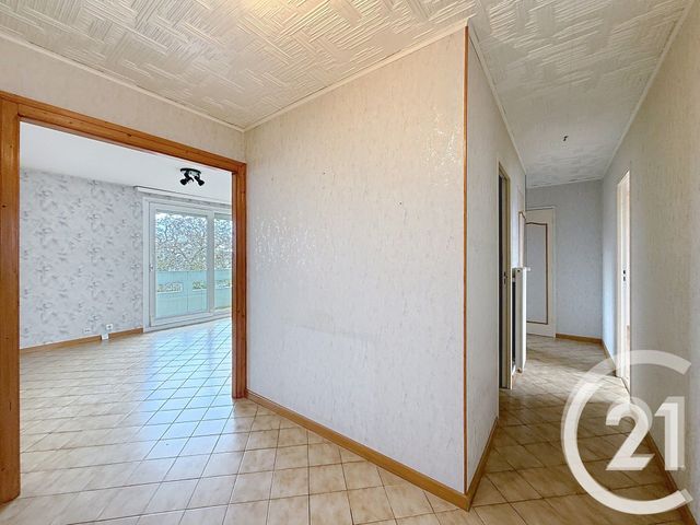 Appartement F4 &agrave; vendre - 4 pi&egrave;ces - 75,47 m2 - Montbeliard - 25 - FRANCHE-COMTE