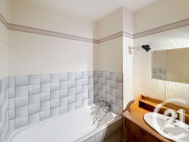 Appartement F4 &agrave; vendre - 4 pi&egrave;ces - 75,47 m2 - Montbeliard - 25 - FRANCHE-COMTE