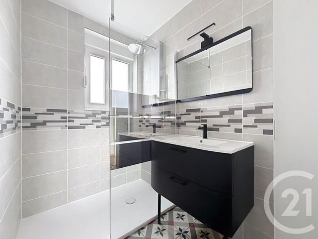 Maison à louer - 5 pièces - 80 m2 - Fesches Le Chatel - 25 - FRANCHE-COMTE