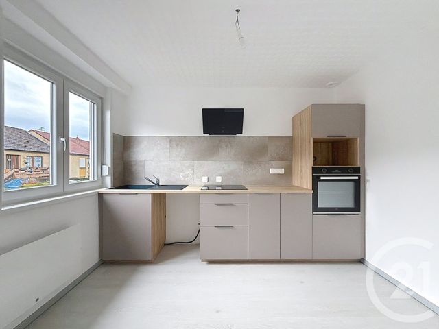 Maison à louer - 5 pièces - 80 m2 - Fesches Le Chatel - 25 - FRANCHE-COMTE