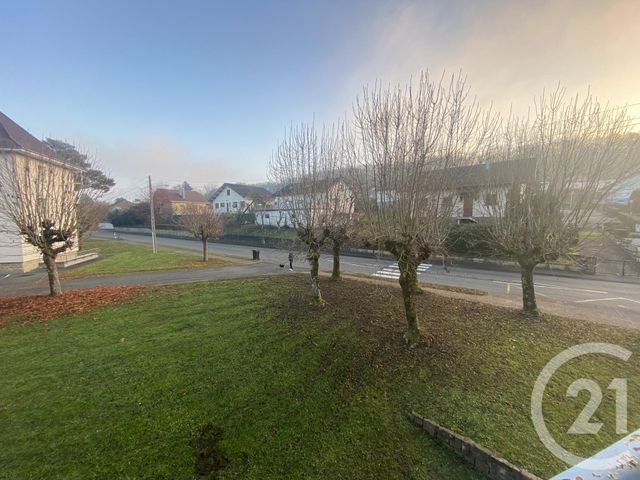 Appartement F4 &agrave; louer - 4 pi&egrave;ces - 77 m2 - Grand Charmont - 25 - FRANCHE-COMTE