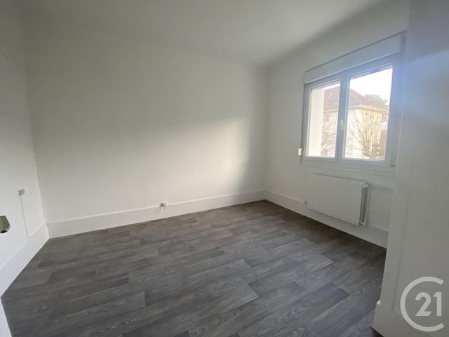 Appartement F4 &agrave; louer - 4 pi&egrave;ces - 77 m2 - Grand Charmont - 25 - FRANCHE-COMTE